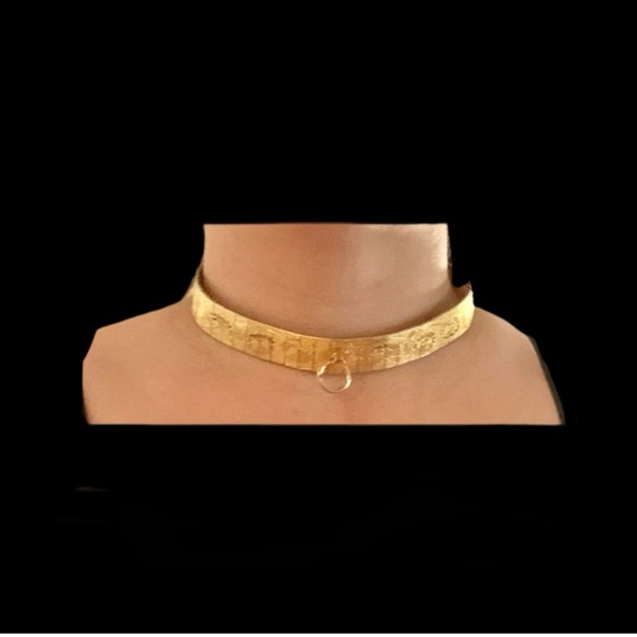 Vintage Gold metal collar. - Picture 2 of 8